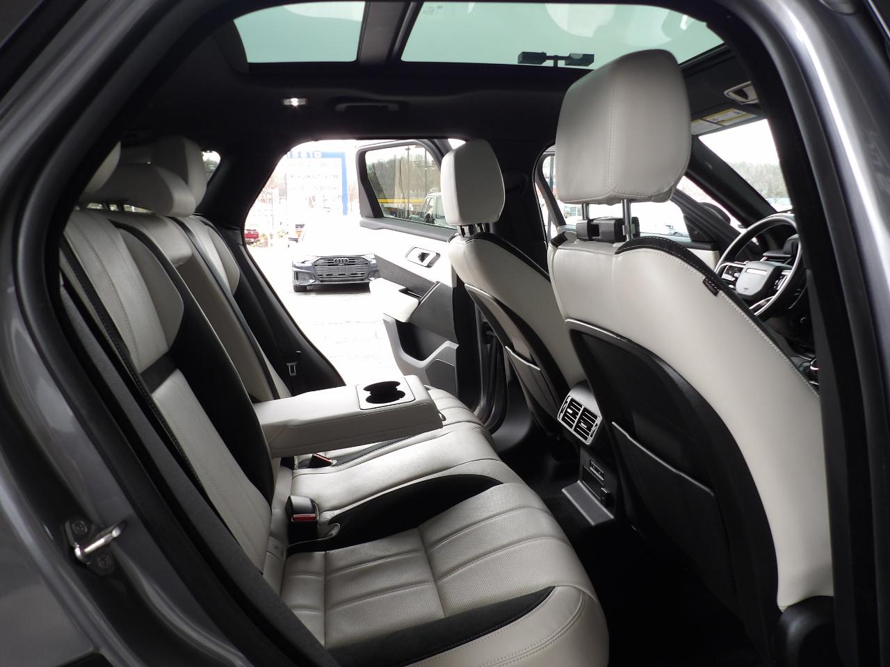 Land Rover Range Rover Velar P250 R-Dynamic S 2022