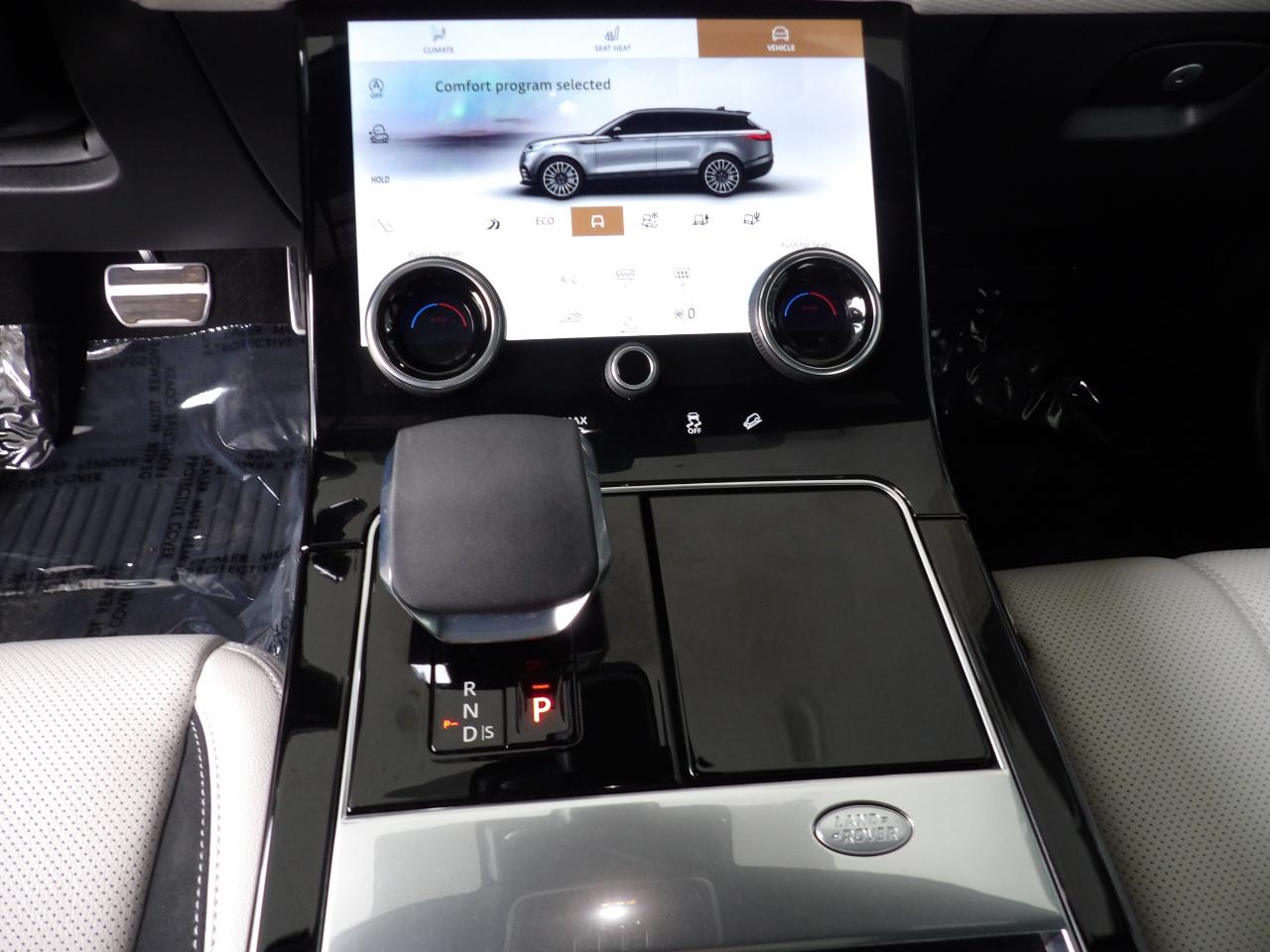 Land Rover Range Rover Velar P250 R-Dynamic S 2022