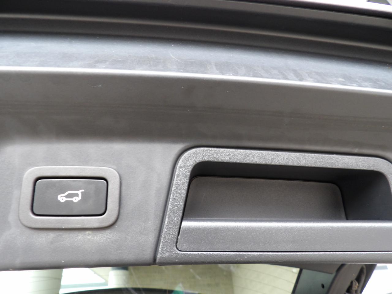 Land Rover Range Rover Velar P250 R-Dynamic S 2022