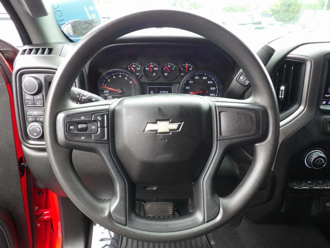 Chevrolet Silverado 1500 4WD Crew Cab 147" Custom 2024