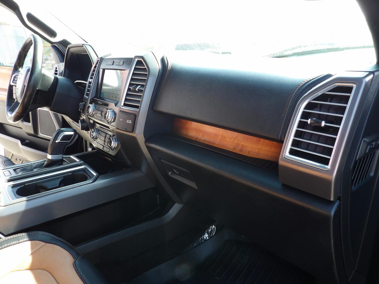 Ford F-150 Limited SuperCrew 4WD 2016