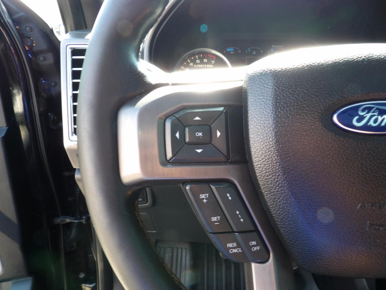 Ford F-150 Limited SuperCrew 4WD 2016