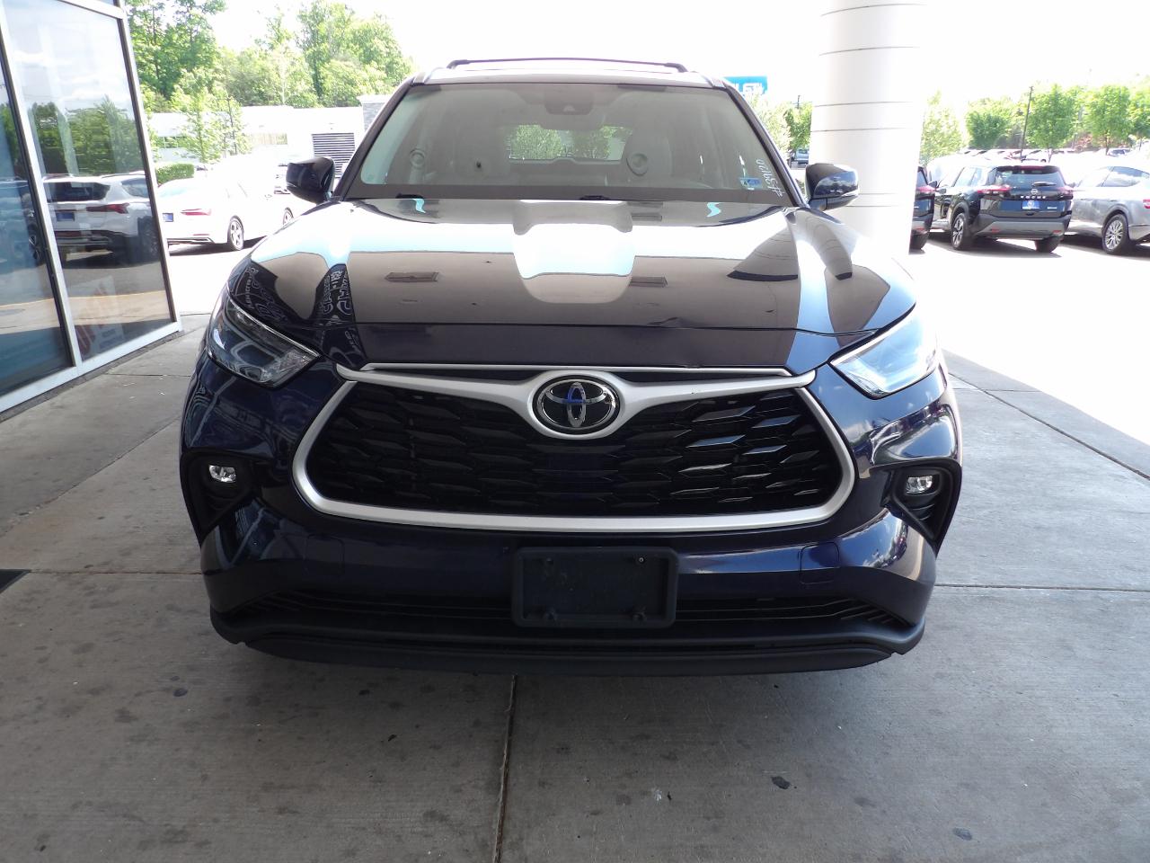 Toyota Highlander XLE AWD (Natl) 2022