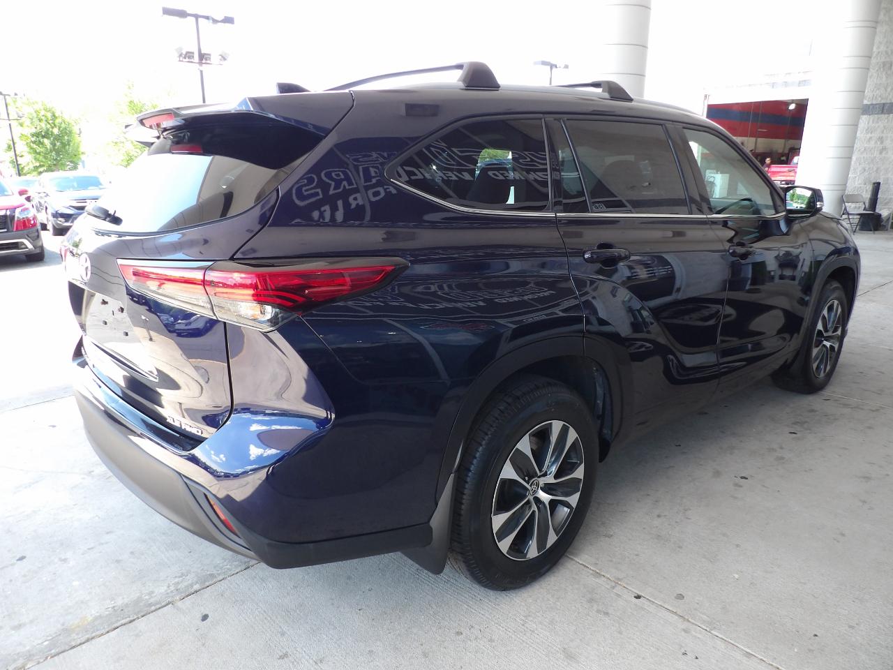 Toyota Highlander XLE AWD (Natl) 2022