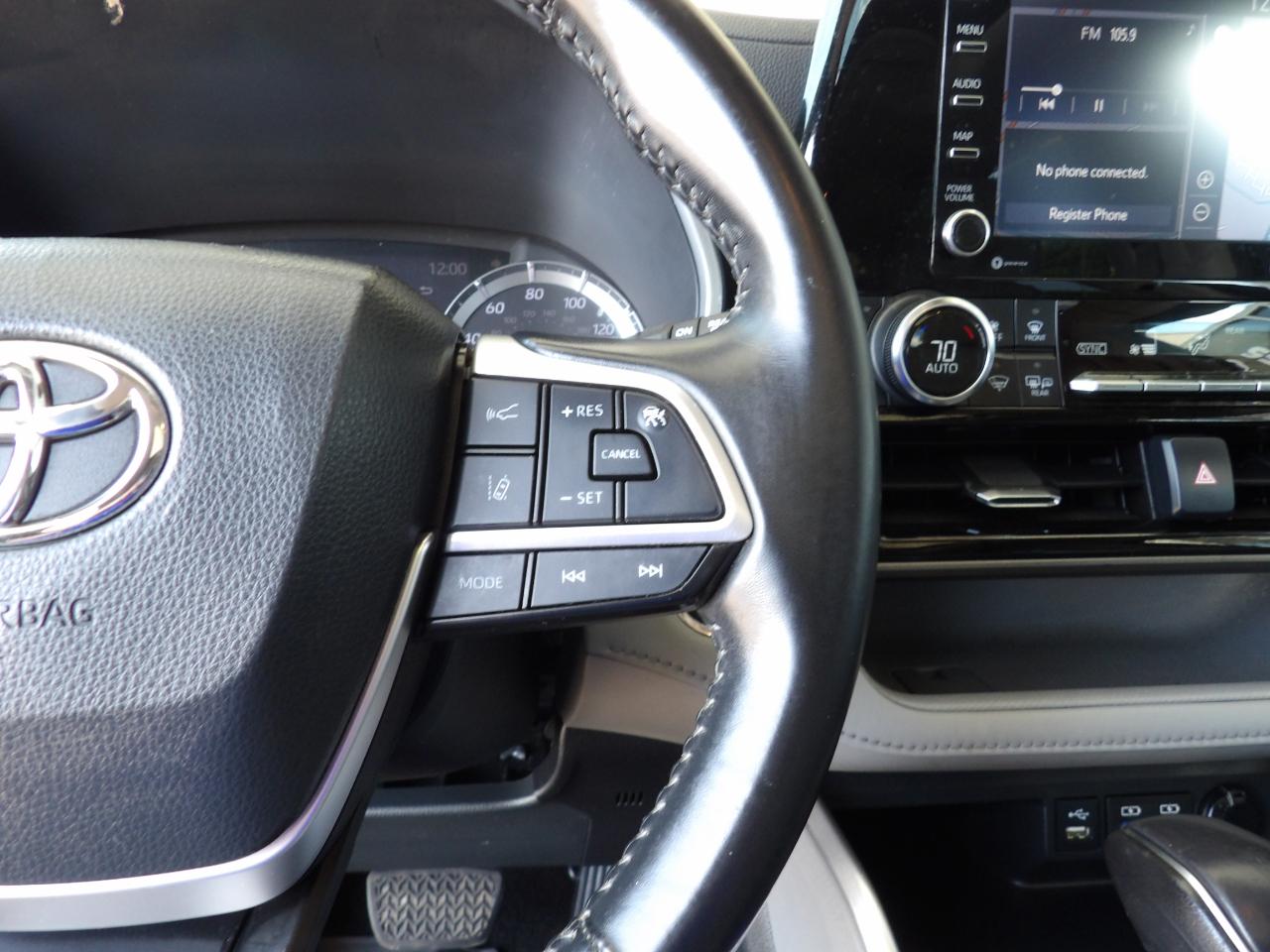 Toyota Highlander XLE AWD (Natl) 2022