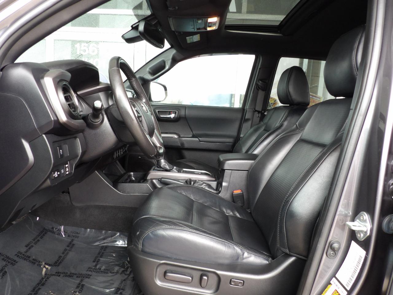 Toyota Tacoma 4WD TRD Sport Double Cab 5' Bed AT (Natl) 2021