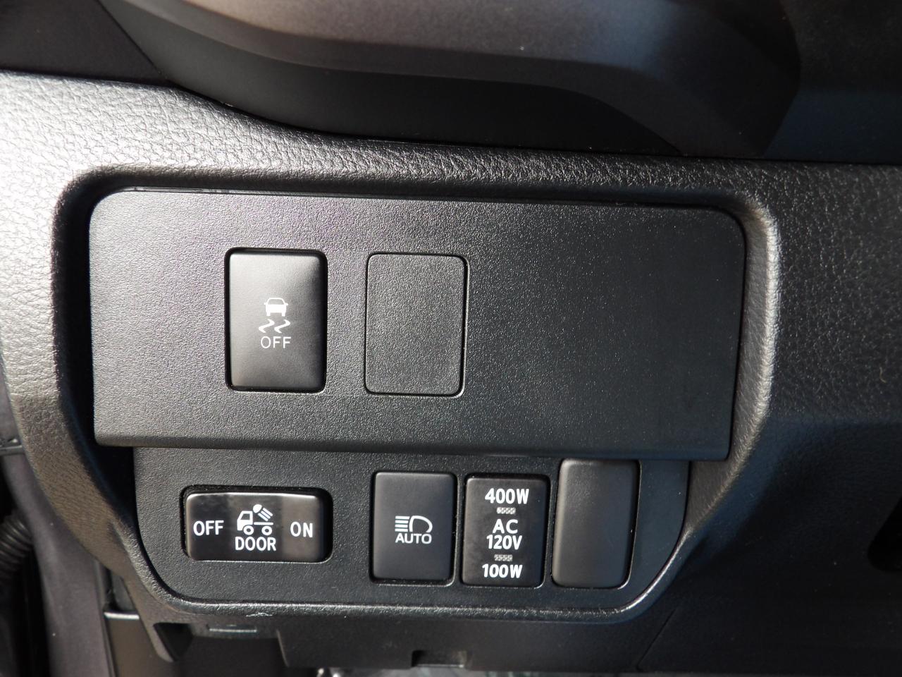 Toyota Tacoma 4WD TRD Sport Double Cab 5' Bed AT (Natl) 2021