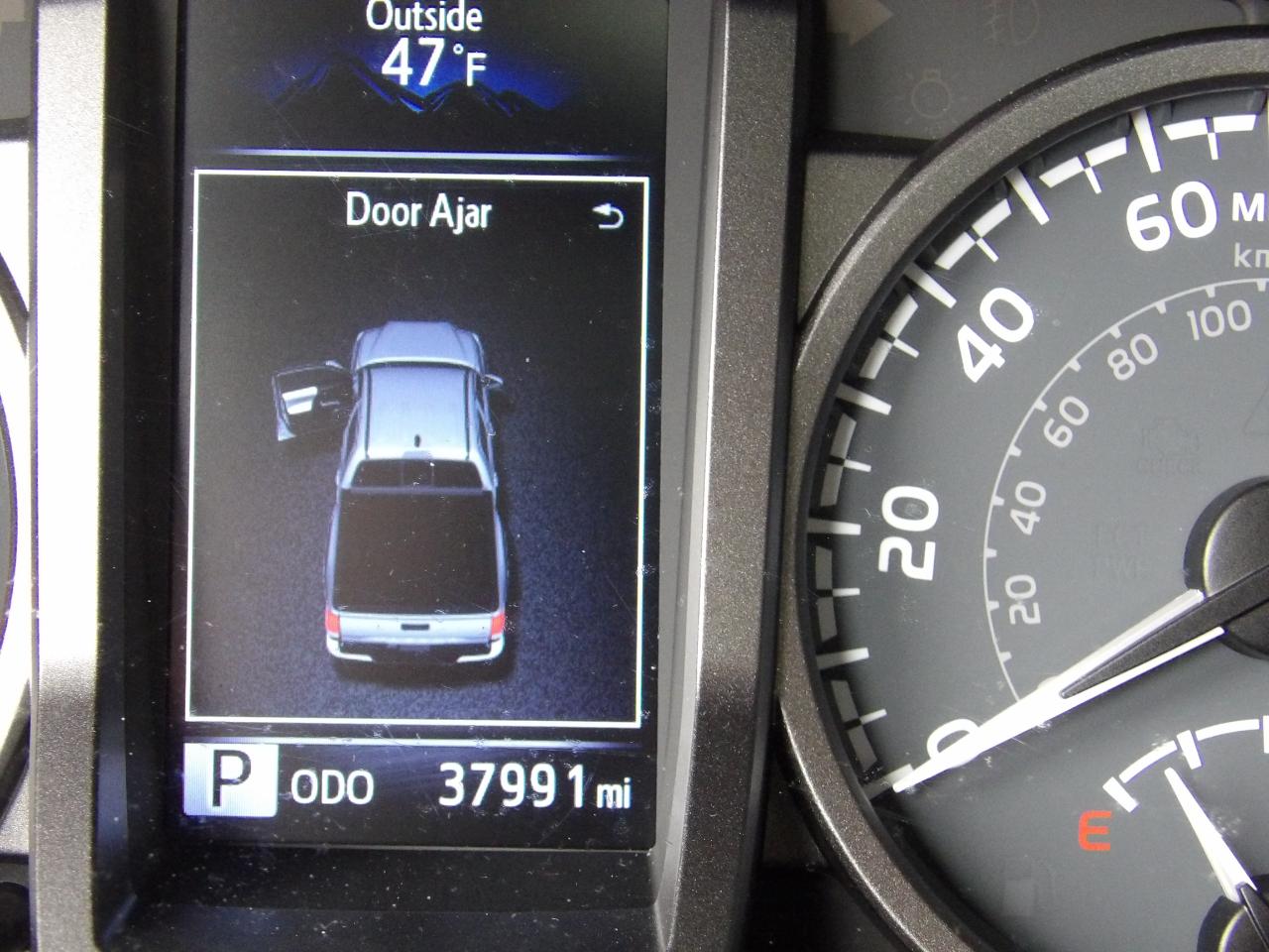 Toyota Tacoma 4WD TRD Sport Double Cab 5' Bed AT (Natl) 2021