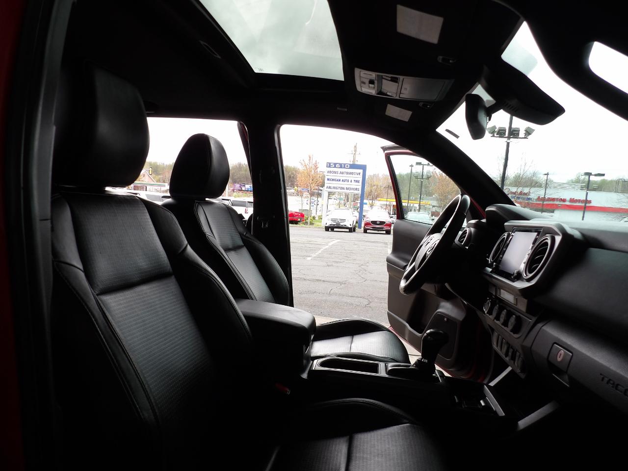 Toyota Tacoma 4WD TRD Sport Double Cab 6' Bed AT (Natl) 2023