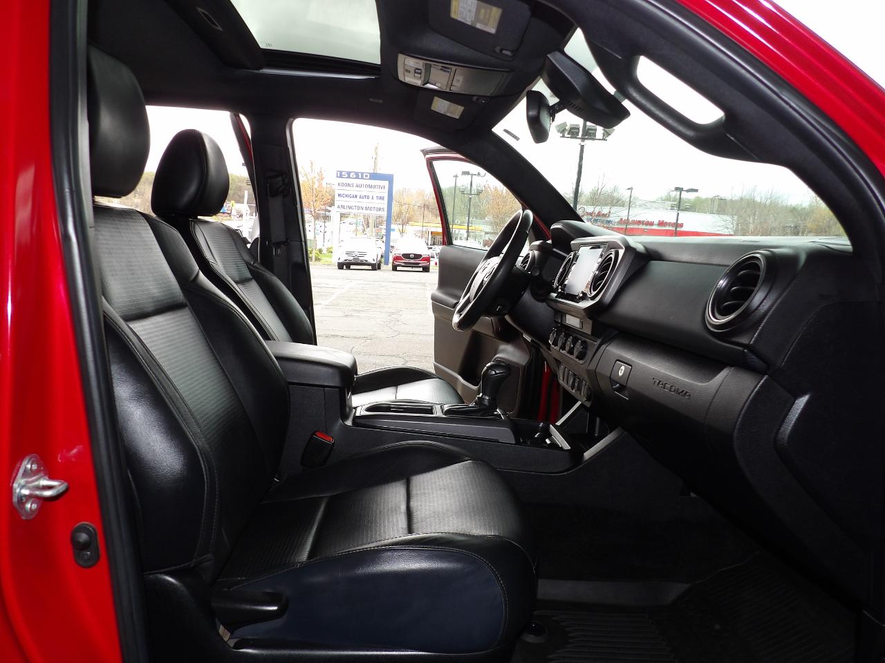 Toyota Tacoma 4WD TRD Sport Double Cab 6' Bed AT (Natl) 2023