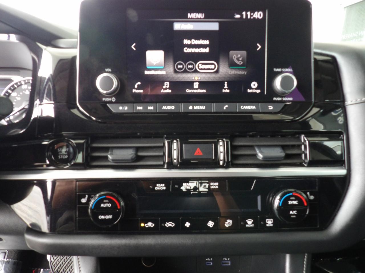 Nissan Pathfinder SV 4WD 2025