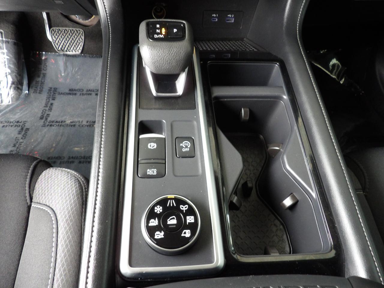 Nissan Pathfinder SV 4WD 2025