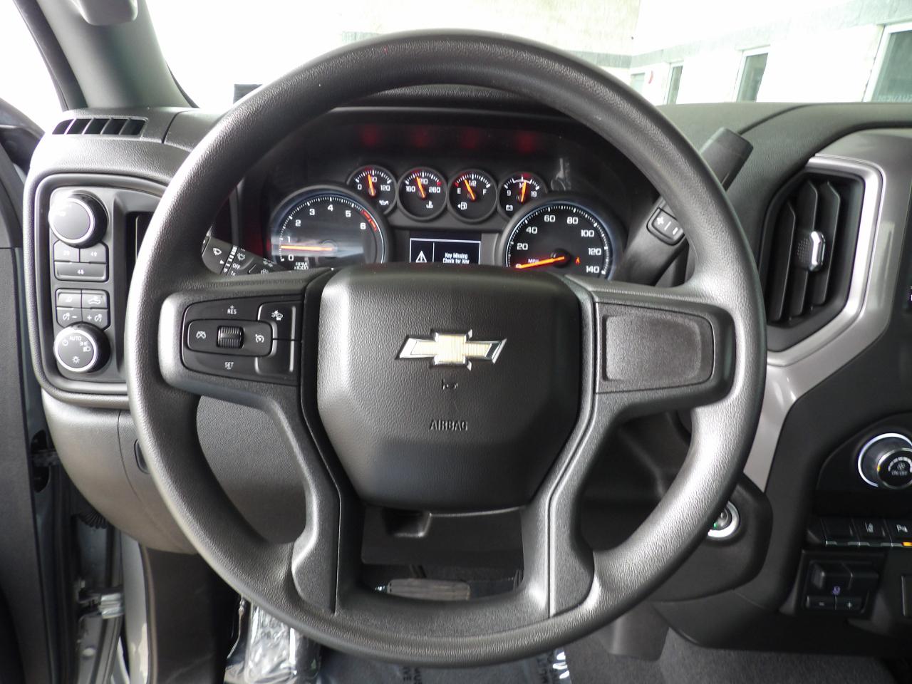 Chevrolet Silverado 2500HD 4WD Crew Cab 159" Custom 2024