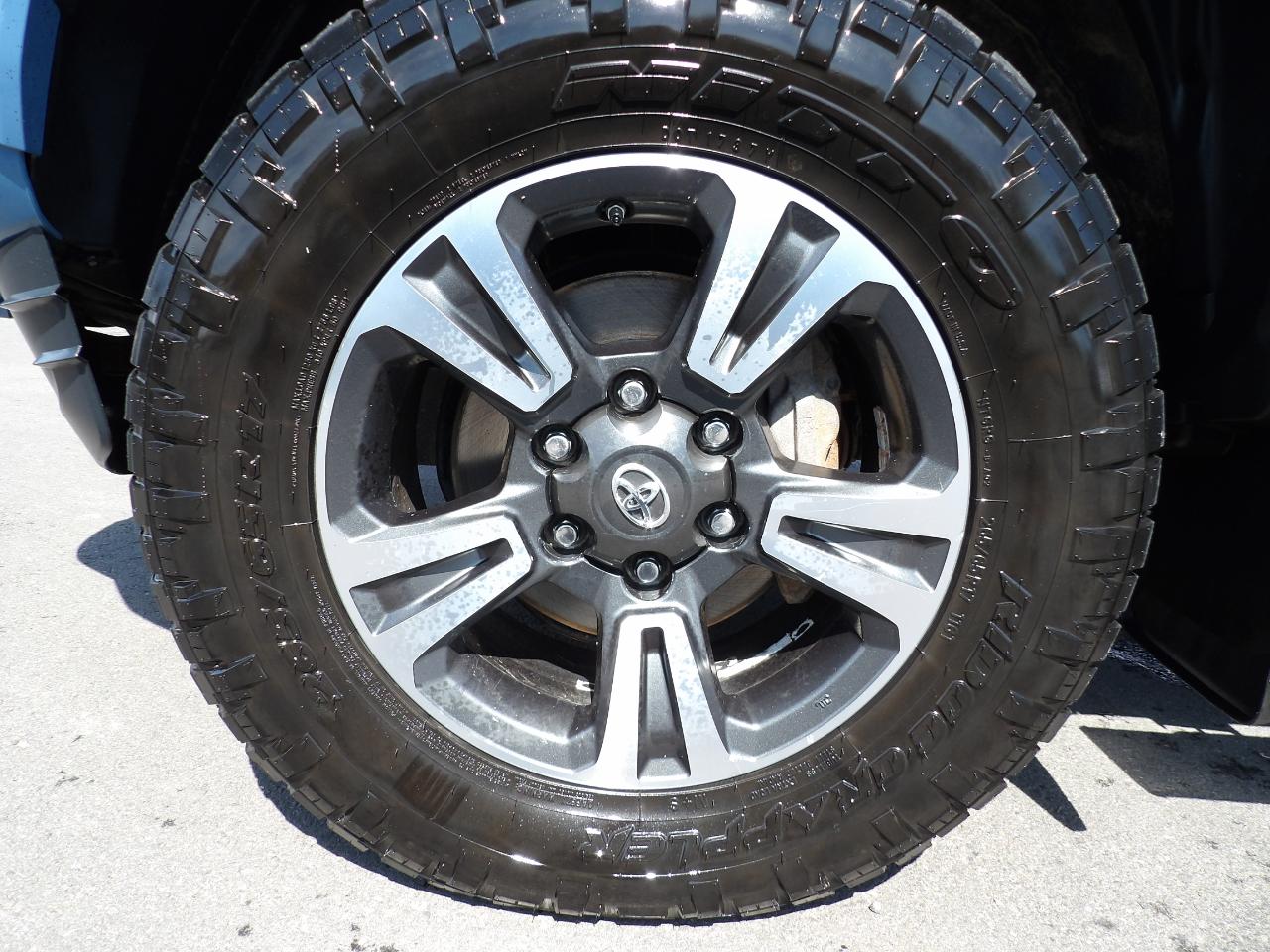 Toyota Tacoma 4WD TRD Sport Access Cab 6' Bed V6 AT (Natl) 2019