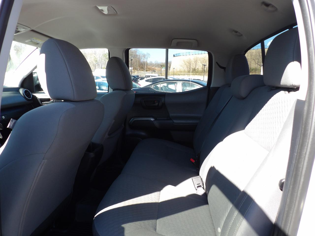 Toyota Tacoma 4WD SR5 Double Cab 5' Bed V6 AT (Natl) 2020