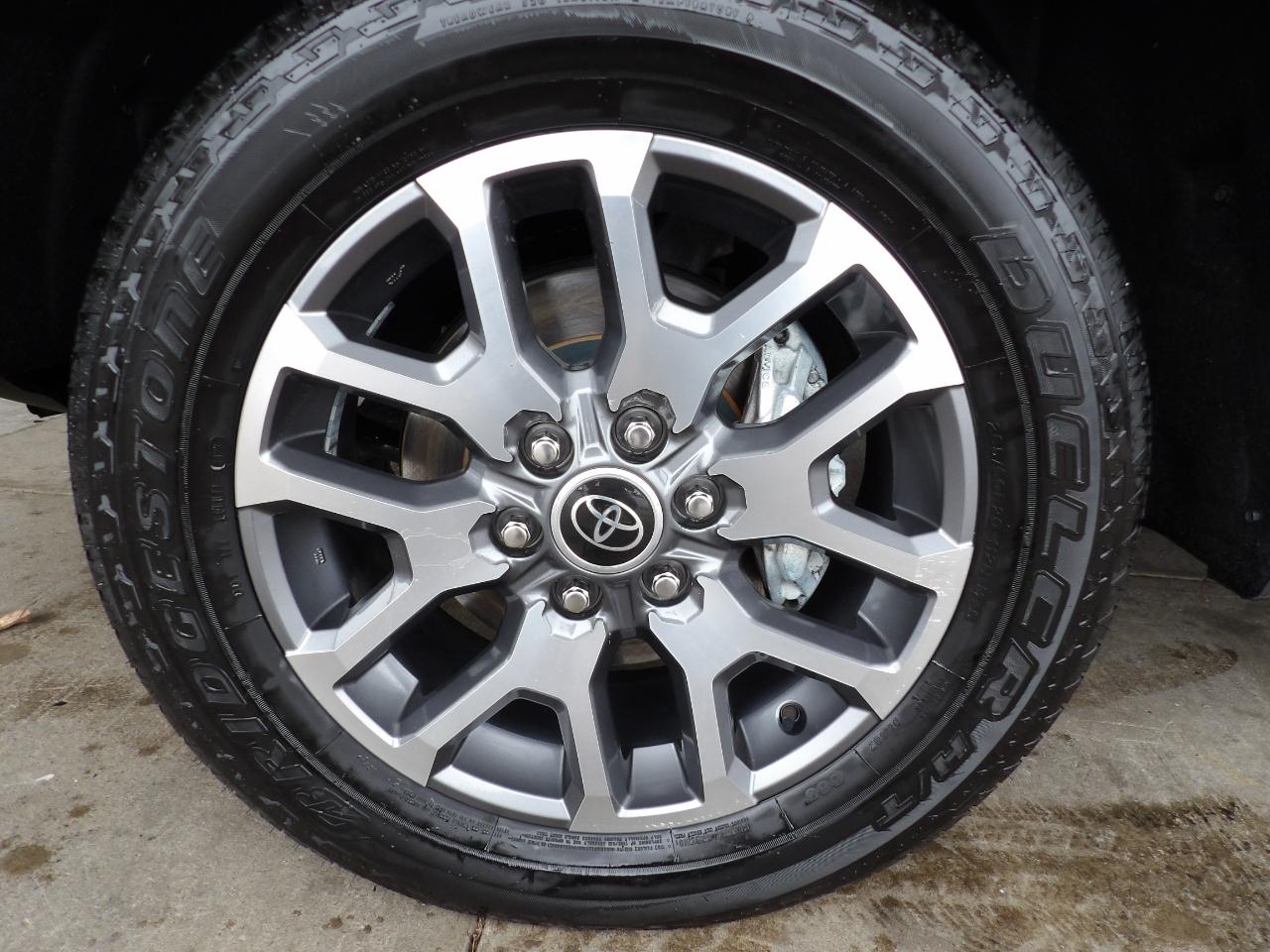 Toyota Tundra 4WD 1794 Edition Hybrid CrewMax 6.5' Bed (Natl) 2022