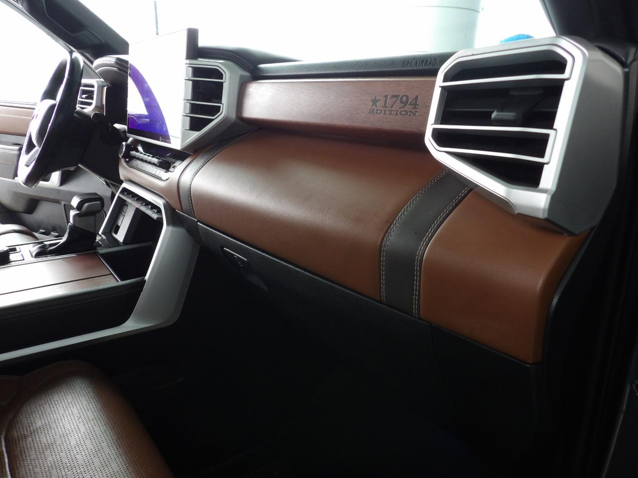 Toyota Tundra 4WD 1794 Edition Hybrid CrewMax 6.5' Bed (Natl) 2022