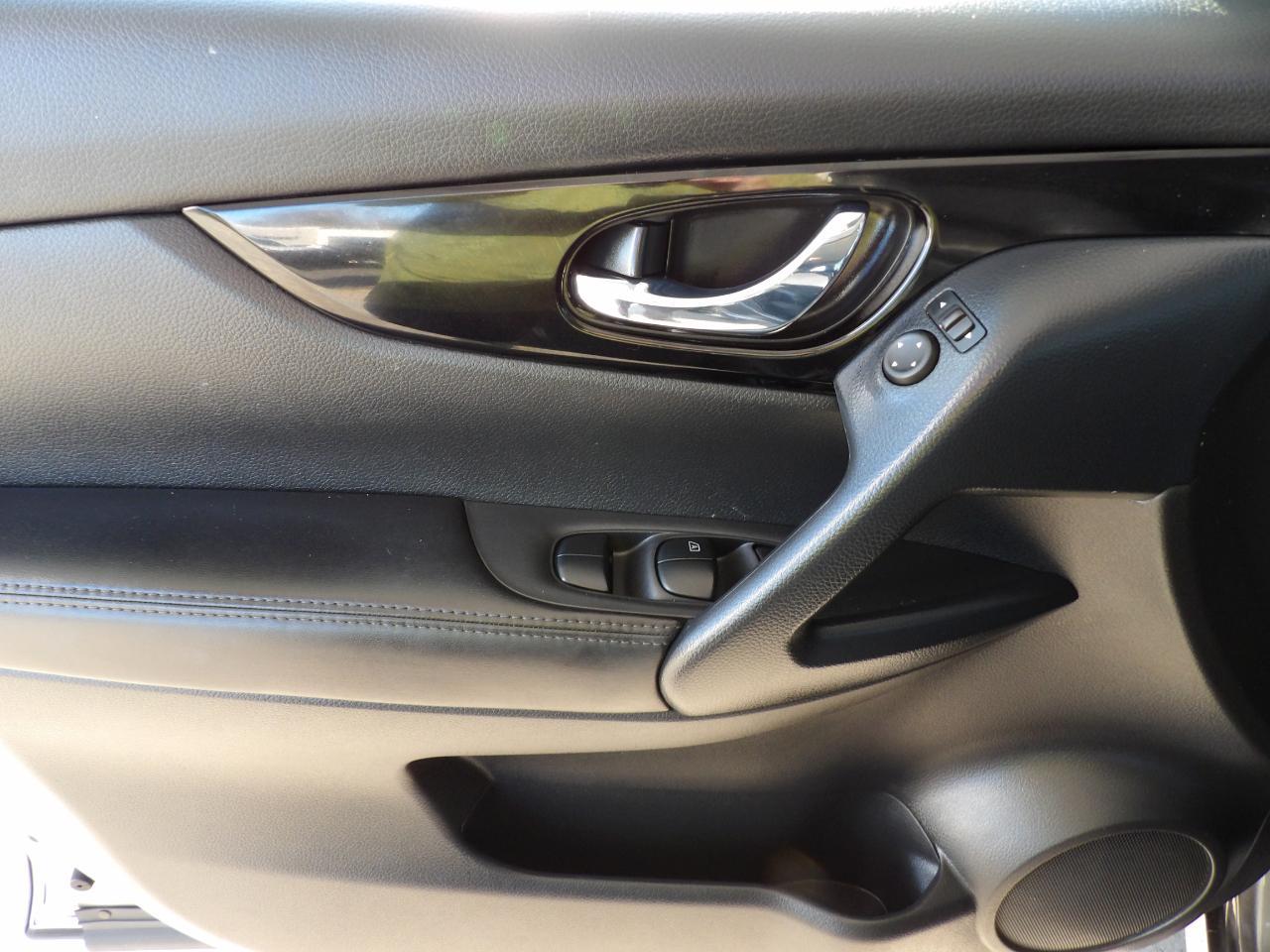 Nissan Rogue Sport AWD SL 2022