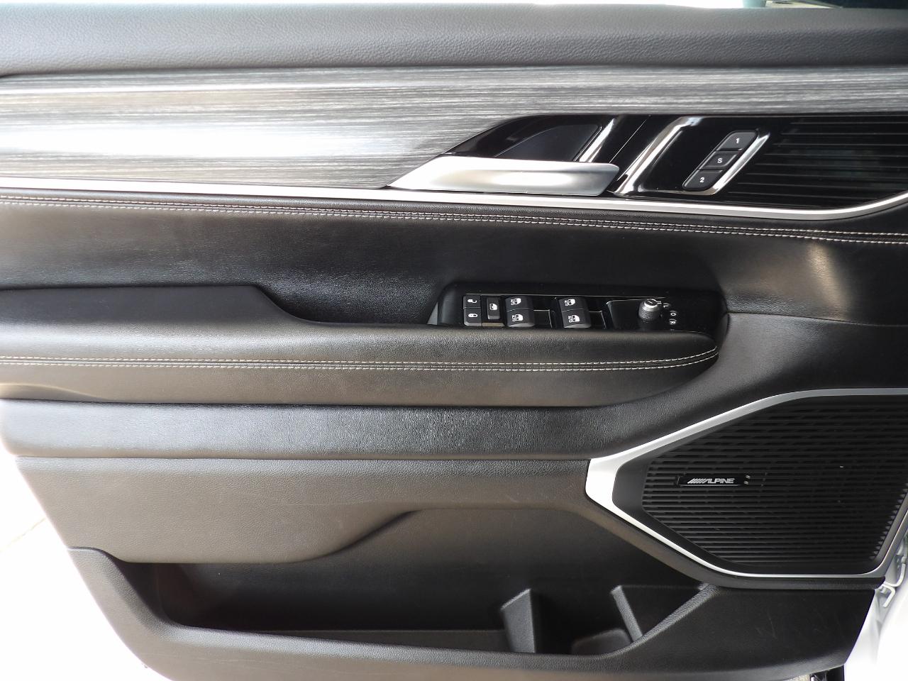 Jeep Wagoneer Series II 4x4 2024