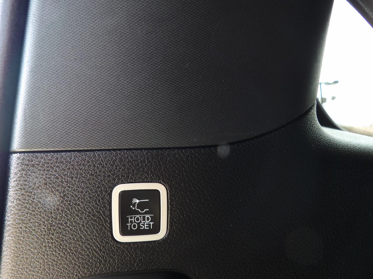 Jeep Wagoneer Series II 4x4 2024