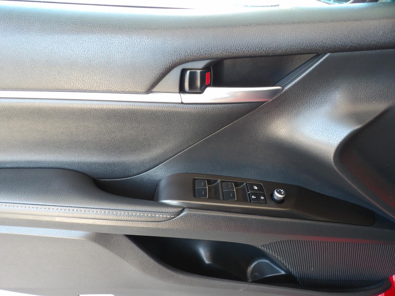 Toyota Camry XSE Hyb 4D Sedan FWD 2023