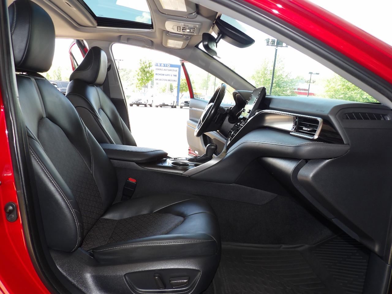 Toyota Camry XSE Hyb 4D Sedan FWD 2023