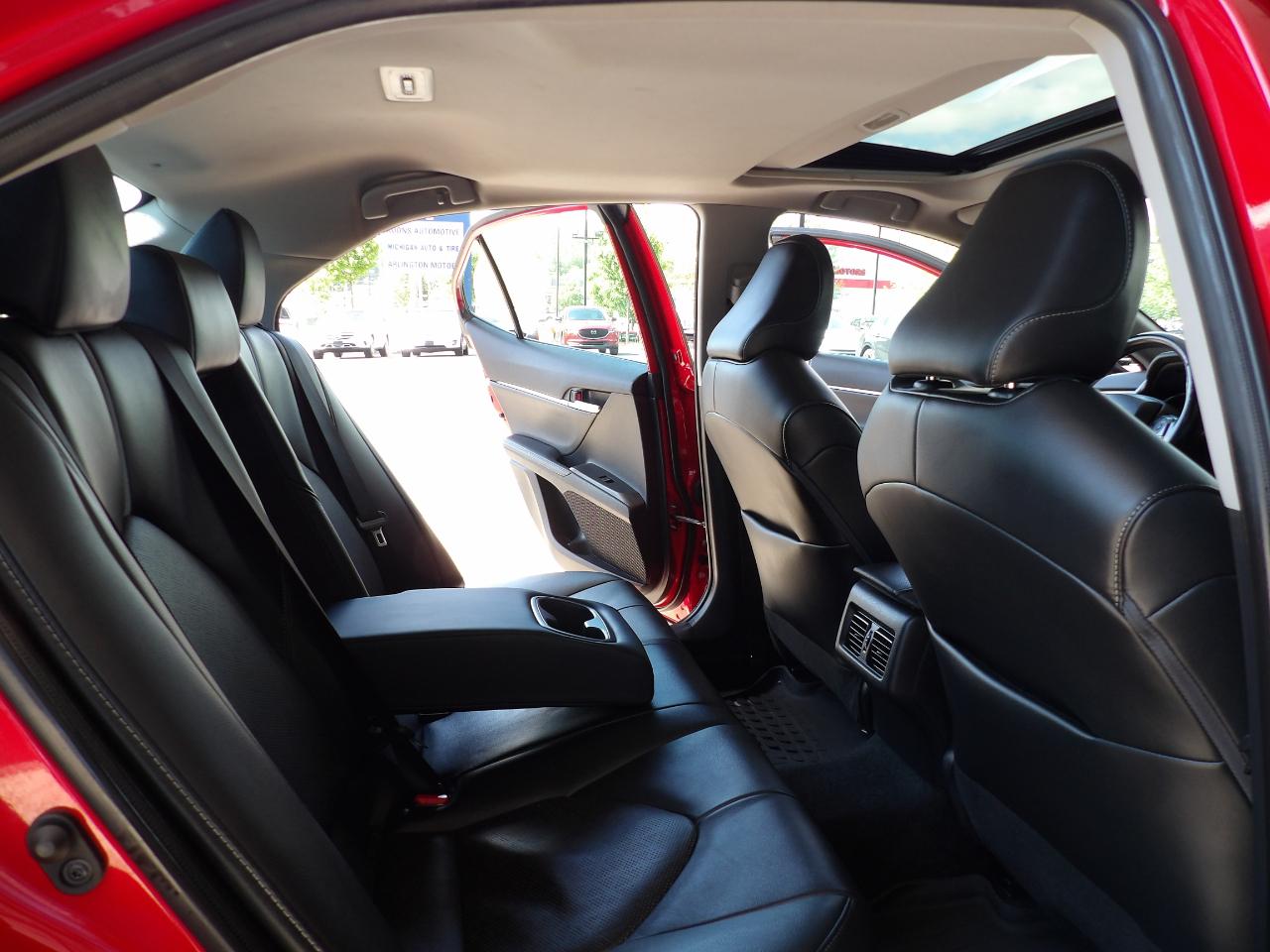 Toyota Camry XSE Hyb 4D Sedan FWD 2023