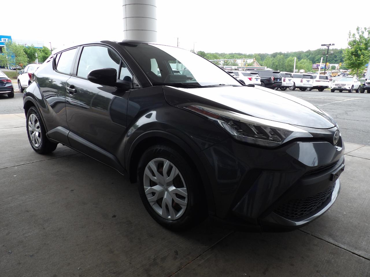 Toyota C-HR LE FWD (Natl) 2021