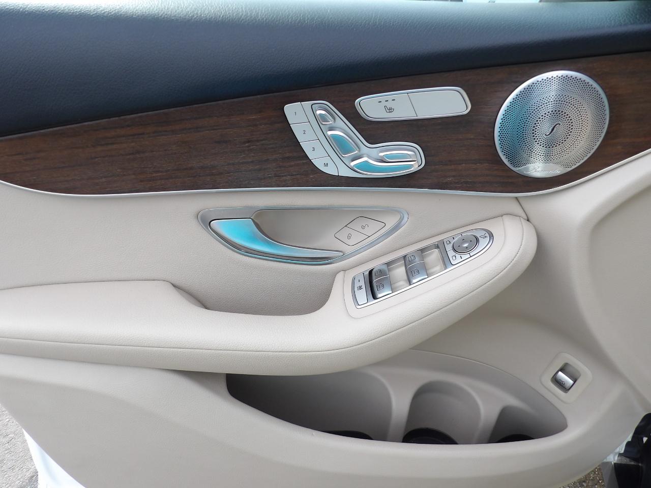 Mercedes-Benz GLC GLC 300 4MATIC SUV 2020