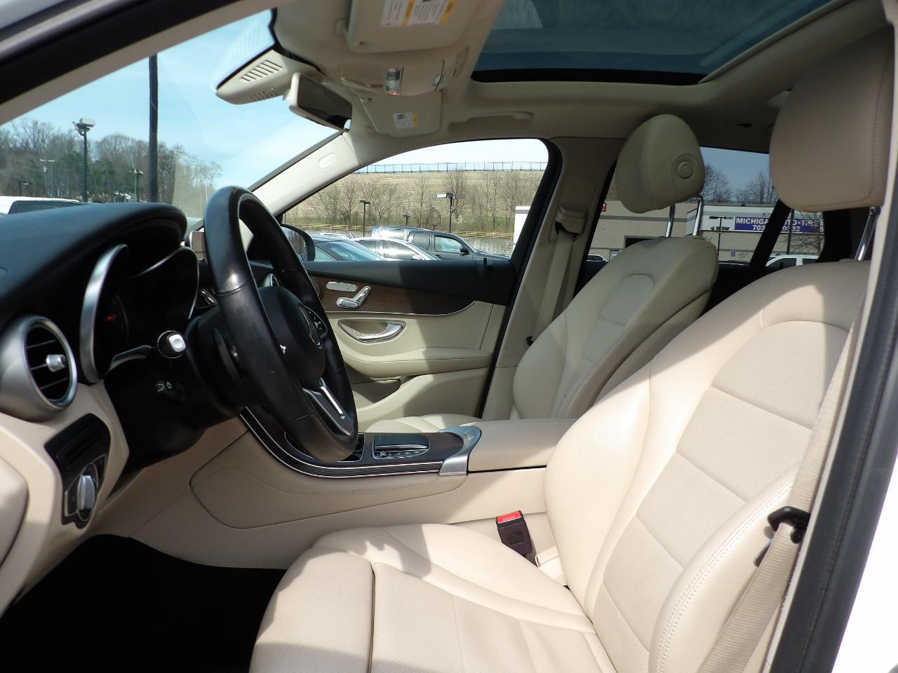 Mercedes-Benz GLC GLC 300 4MATIC SUV 2020