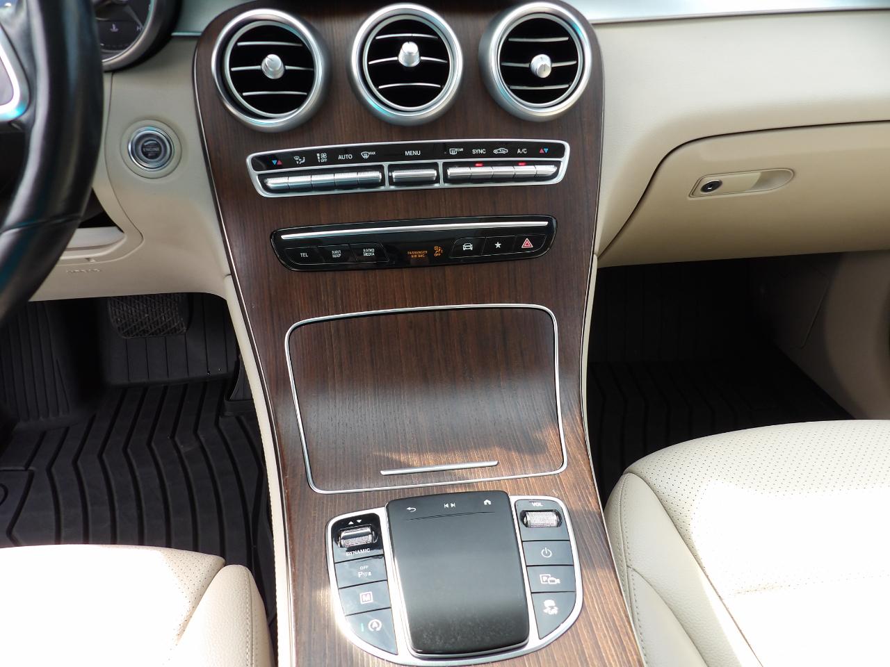 Mercedes-Benz GLC GLC 300 4MATIC SUV 2020