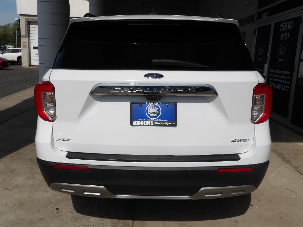 Ford Explorer XLT 4WD 2023