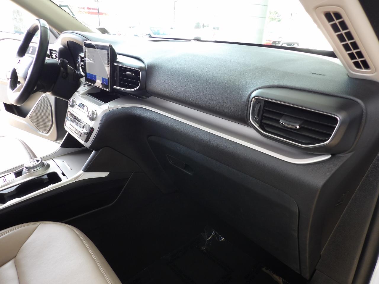 Ford Explorer XLT 4WD 2023