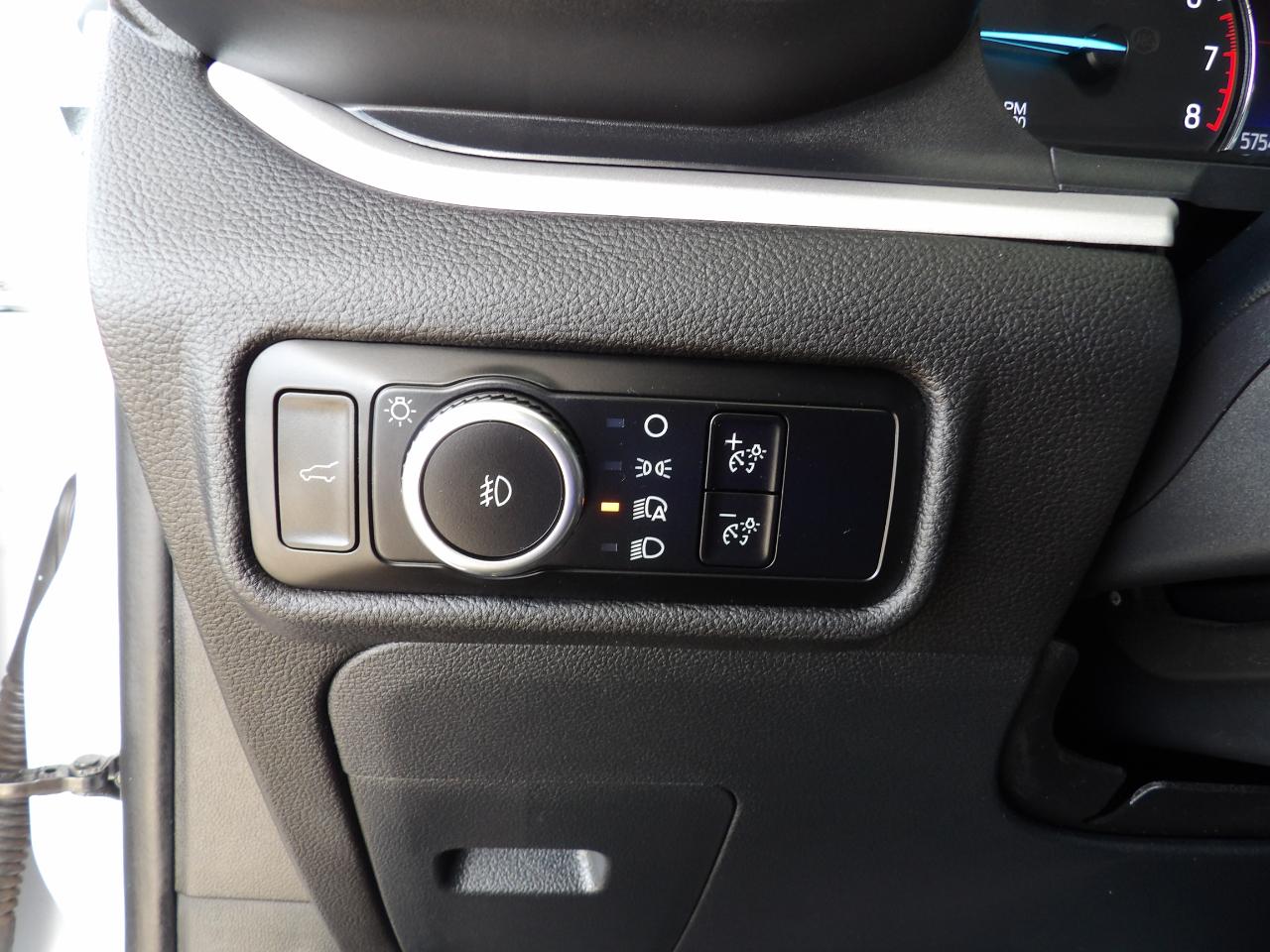 Ford Explorer XLT 4WD 2023