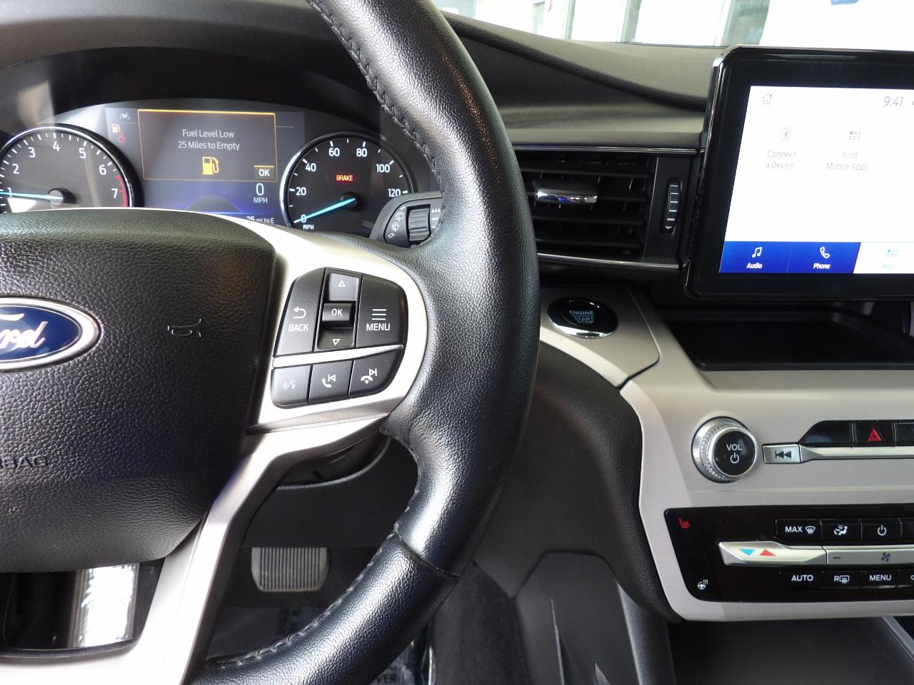 Ford Explorer XLT 4WD 2023