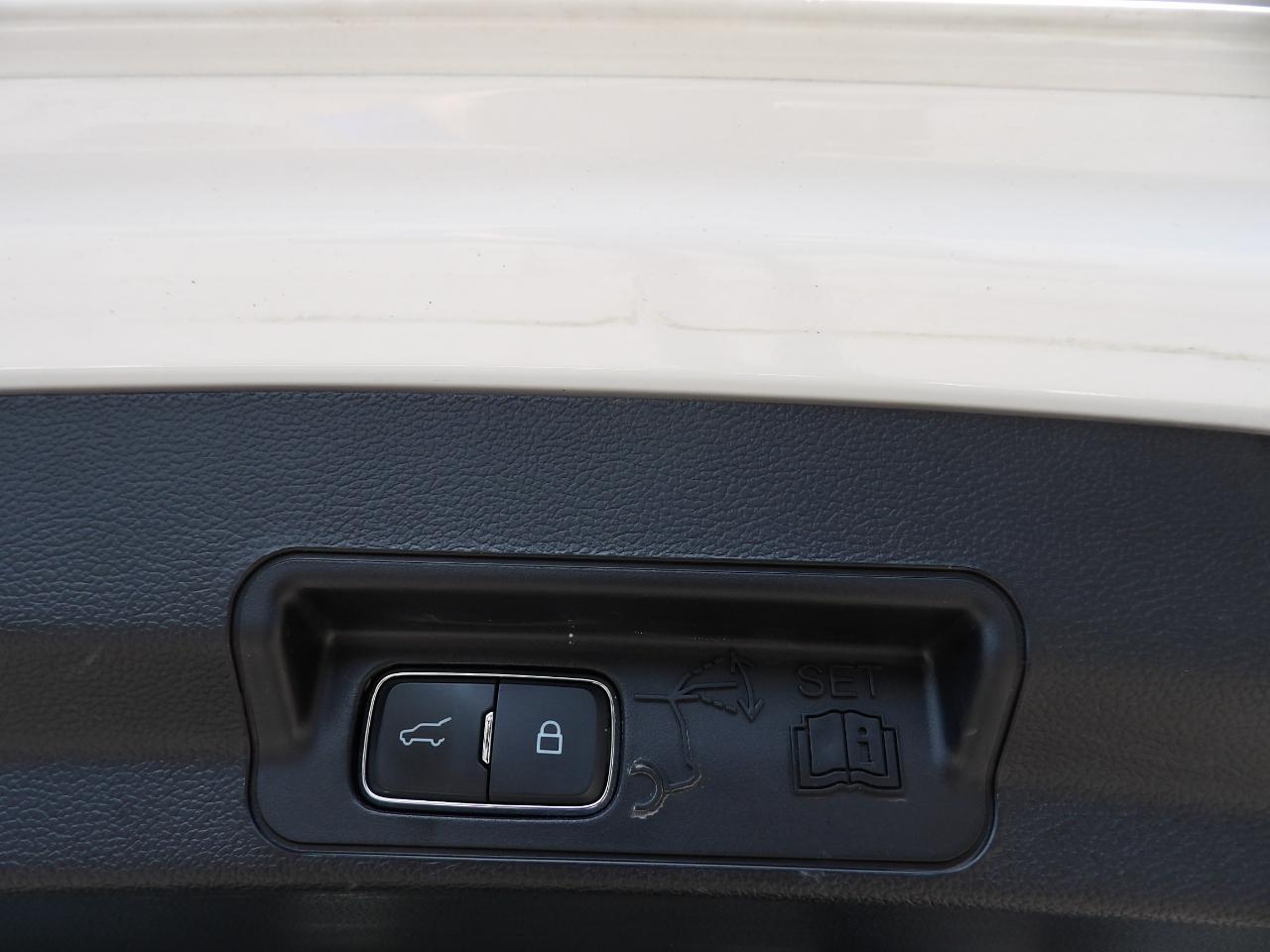 Ford Explorer XLT 4WD 2023