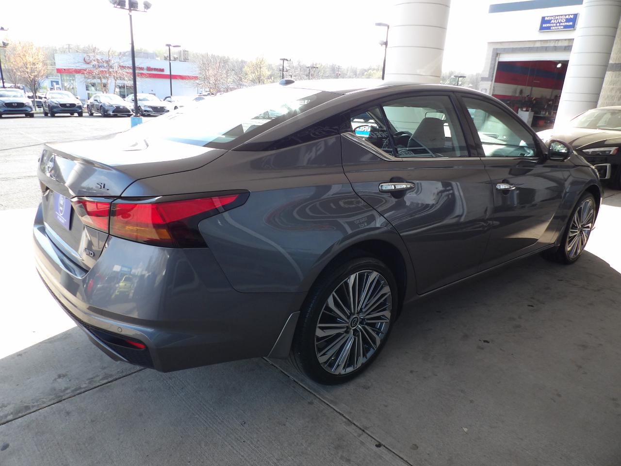 Nissan Altima 2.5 SL AWD Sedan 2024