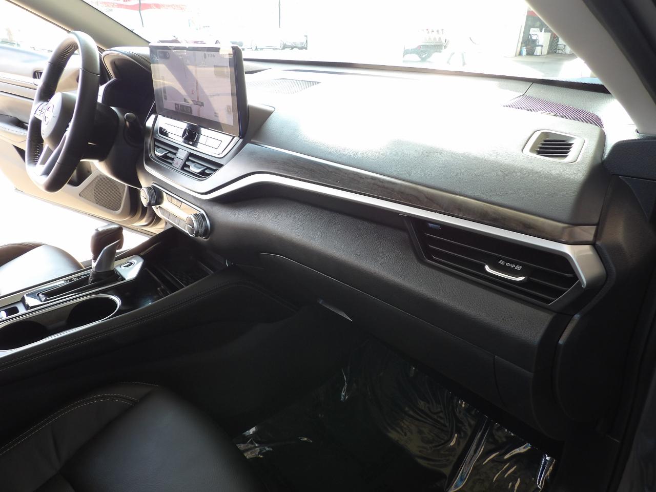 Nissan Altima 2.5 SL AWD Sedan 2024