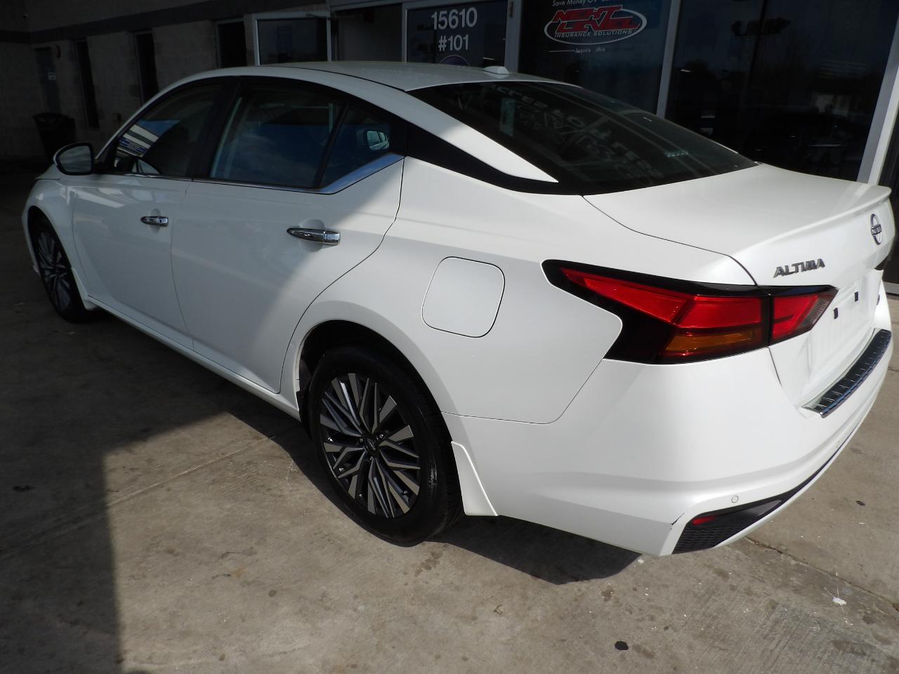 Nissan Altima 2.5 SV AWD Sedan 2023