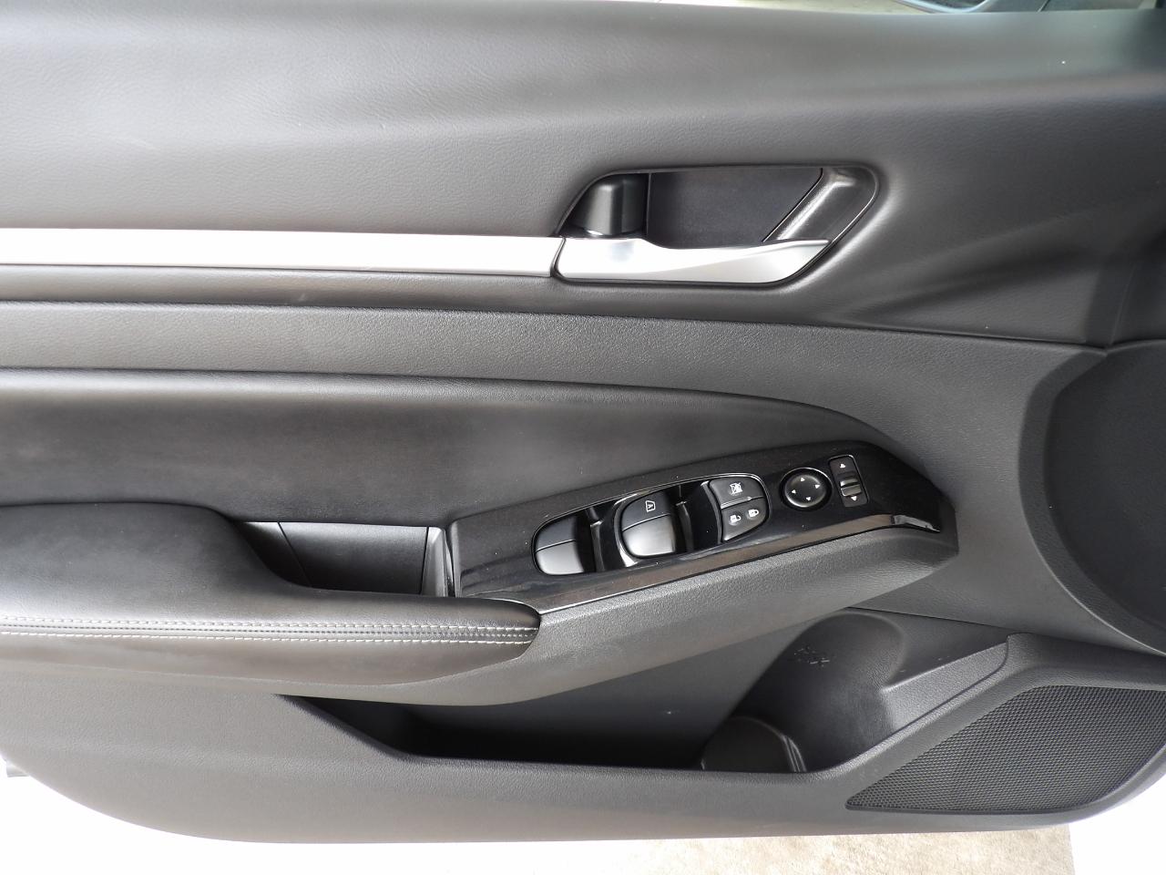 Nissan Altima 2.5 SV AWD Sedan 2023