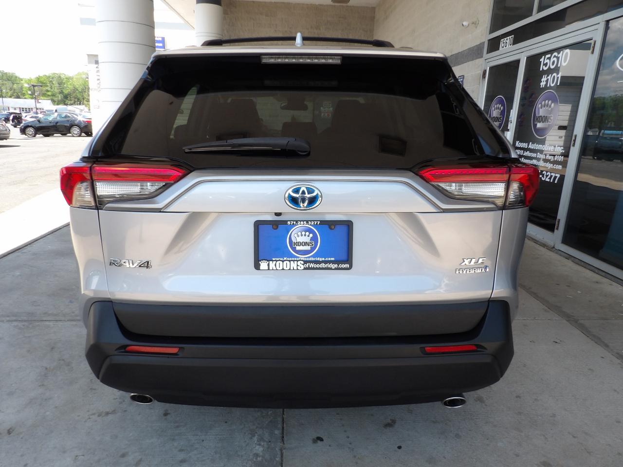 Toyota RAV4 Hybrid XLE AWD (Natl) *Ltd Avail* 2021