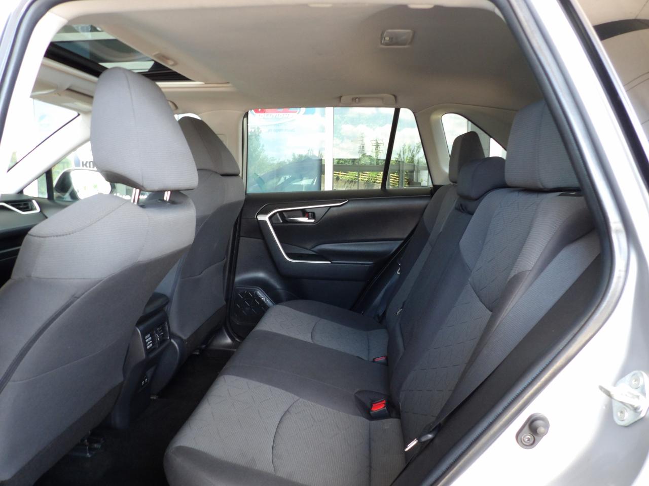 Toyota RAV4 Hybrid XLE AWD (Natl) *Ltd Avail* 2021