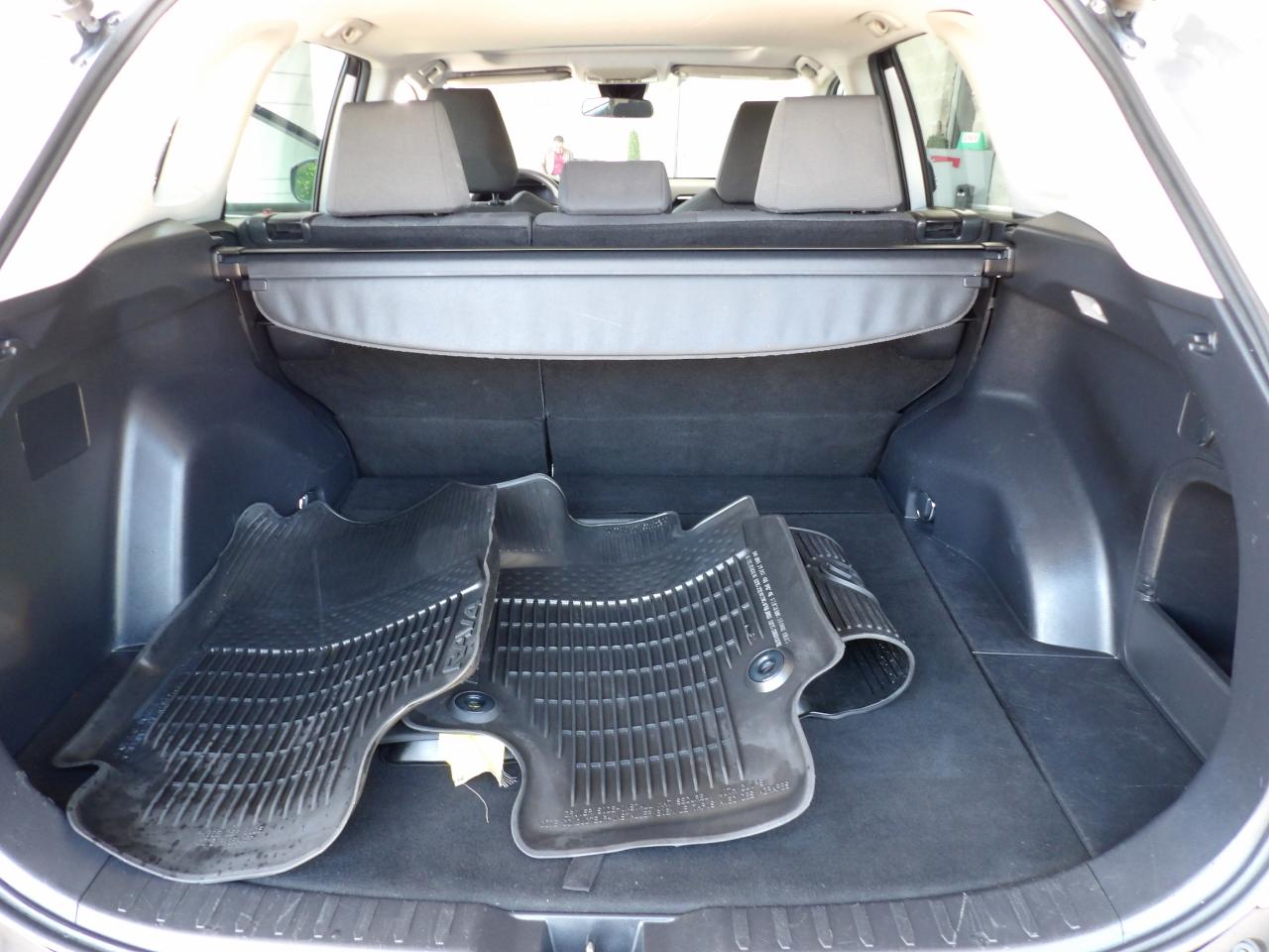 Toyota RAV4 Hybrid XLE AWD (Natl) *Ltd Avail* 2021