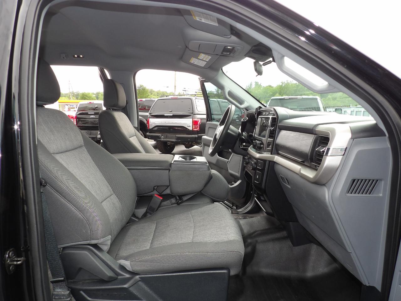 Ford F-150 XL 4WD SuperCrew 5.5' Box 2021