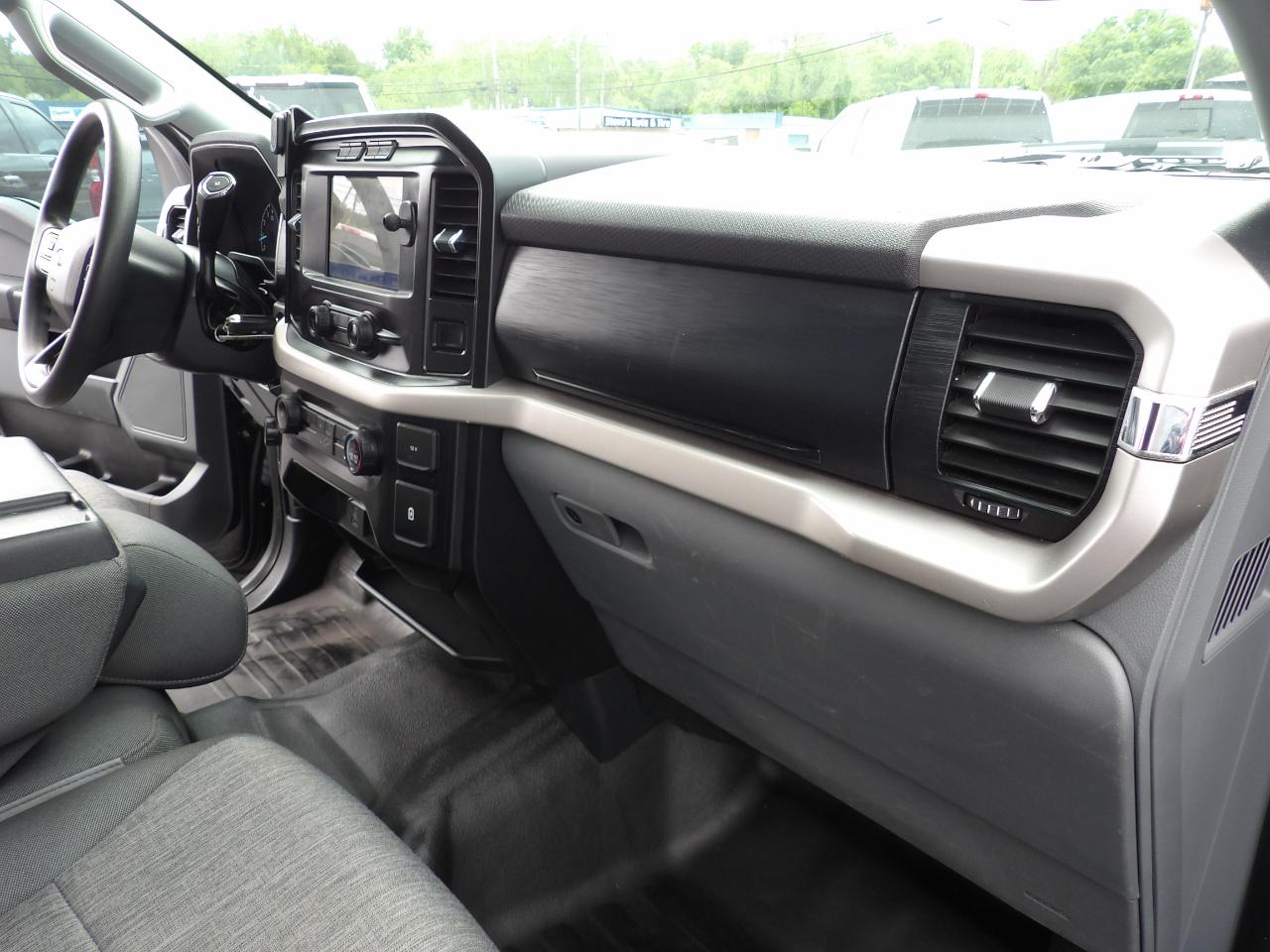 Ford F-150 XL 4WD SuperCrew 5.5' Box 2021