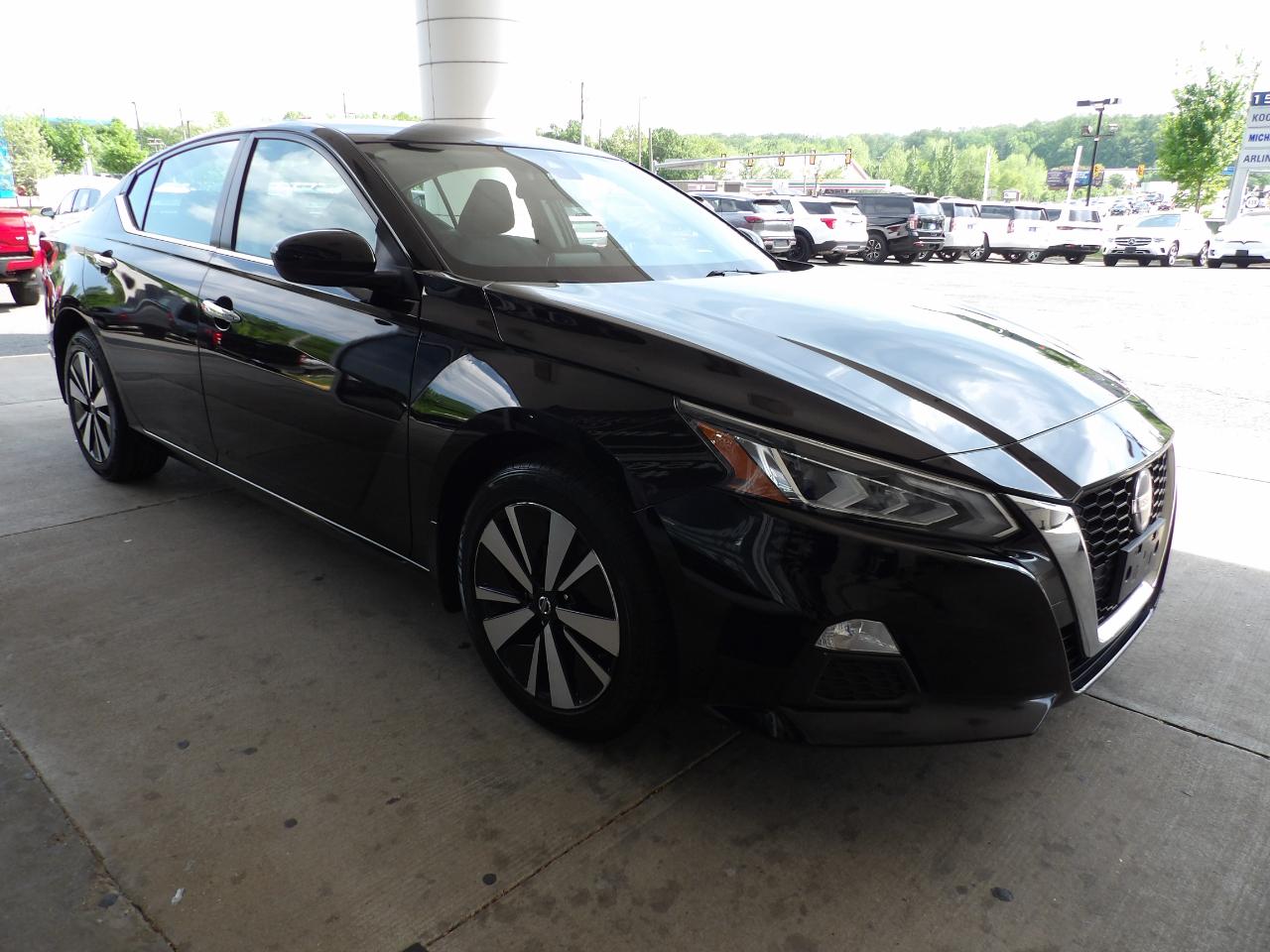 Nissan Altima 2.5 SV AWD Sedan 2022