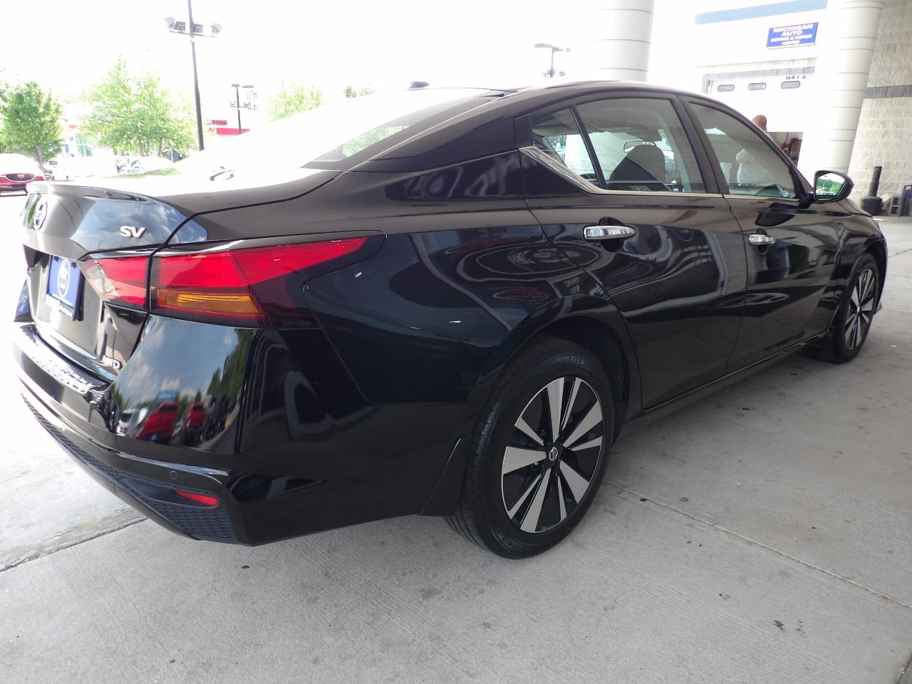 Nissan Altima 2.5 SV AWD Sedan 2022