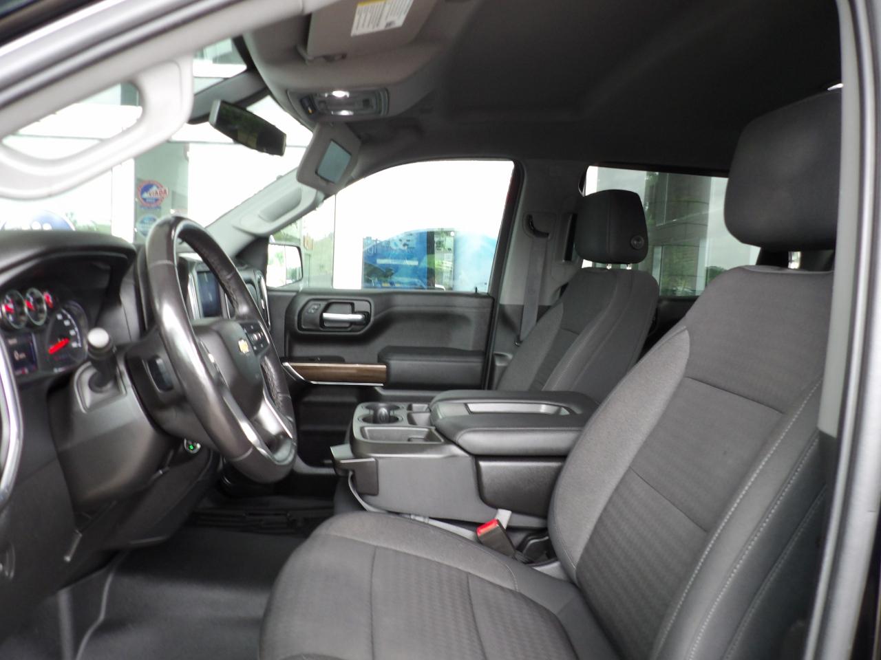 Chevrolet Silverado 1500 4WD Crew Cab 147" LT 2020