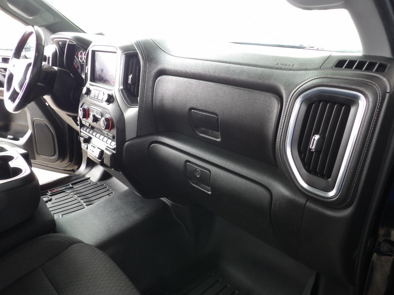 Chevrolet Silverado 1500 4WD Crew Cab 147" LT 2020