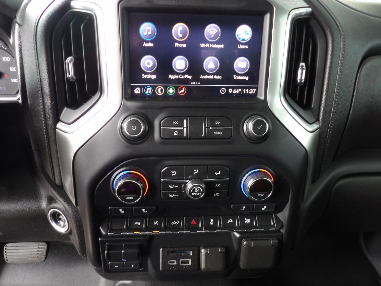 Chevrolet Silverado 1500 4WD Crew Cab 147" LT 2020
